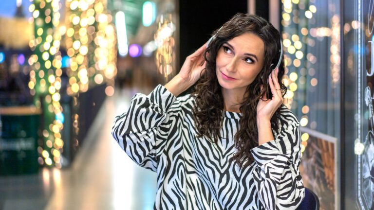 Wystartuj z podcastem zdjęcie podcasterki Jolanty Ambrożewicz